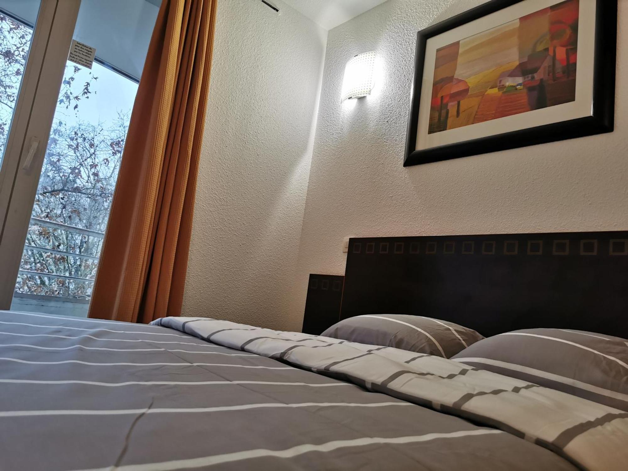 Appart Hotel La Defense Курбевуа Экстерьер фото
