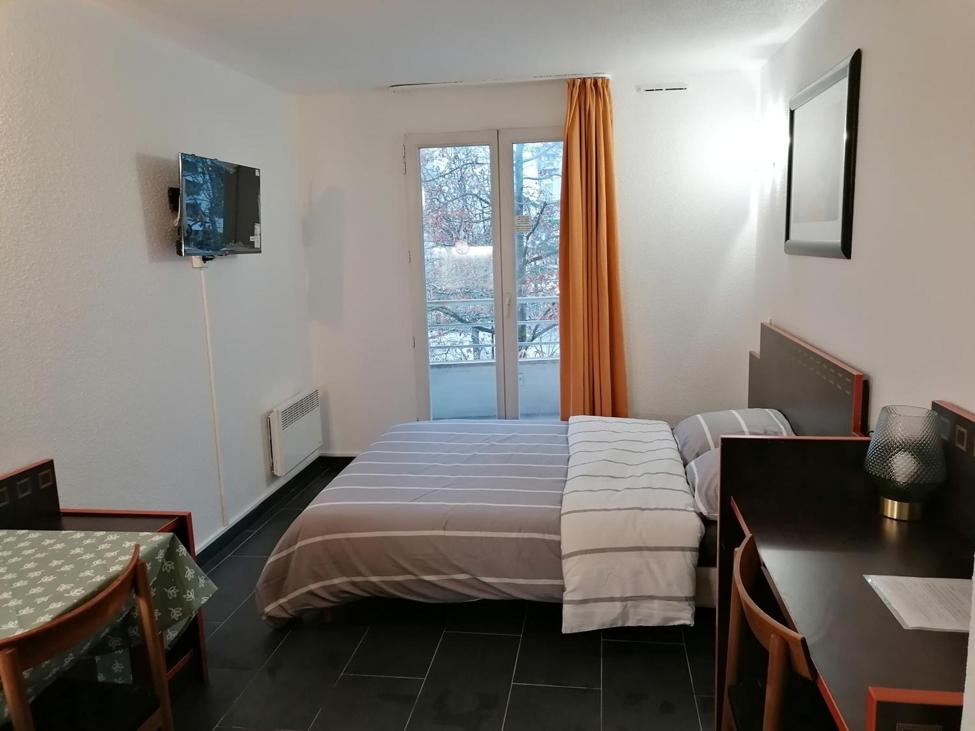 Appart Hotel La Defense Курбевуа Экстерьер фото
