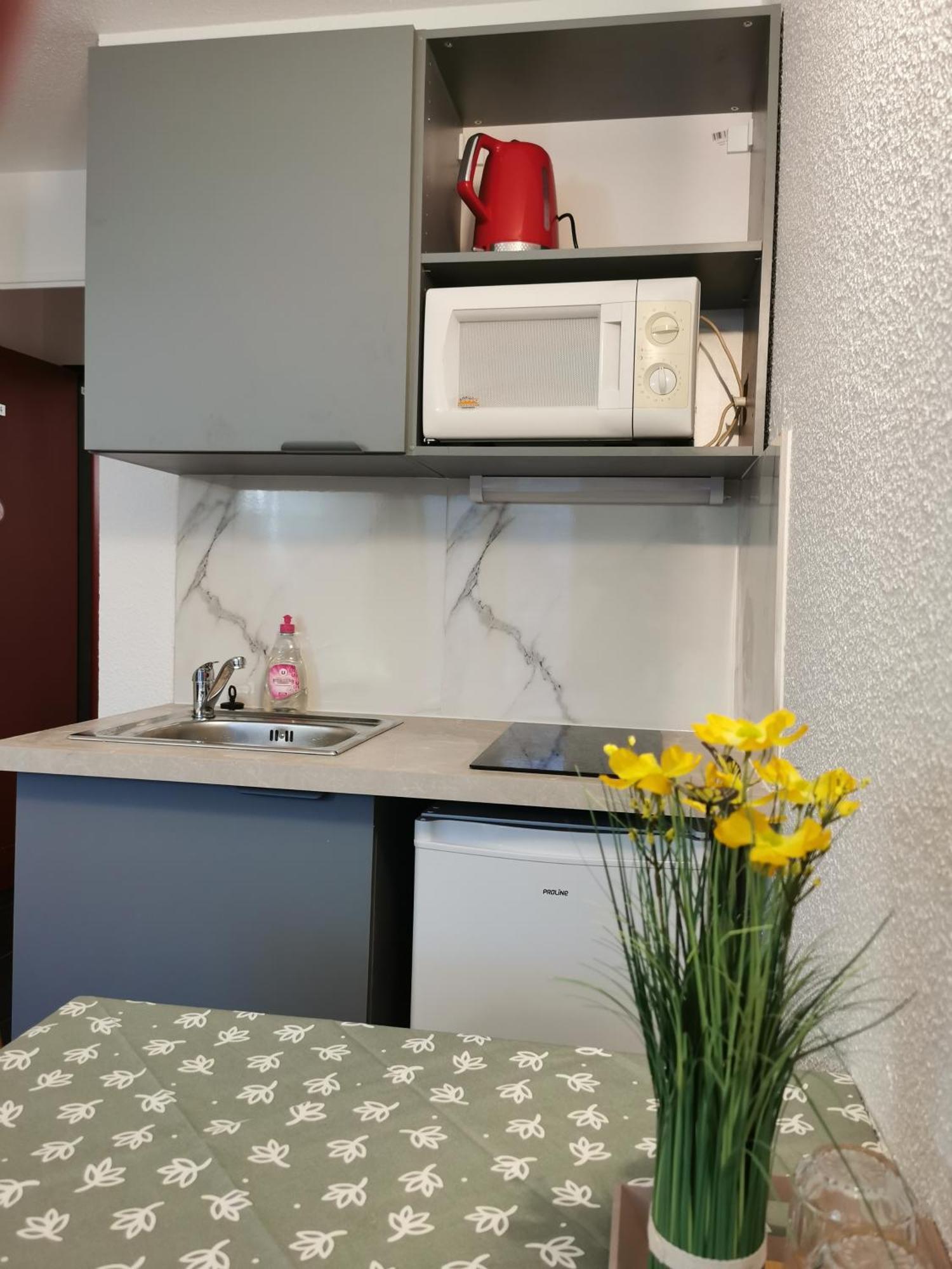 Appart Hotel La Defense Курбевуа Экстерьер фото