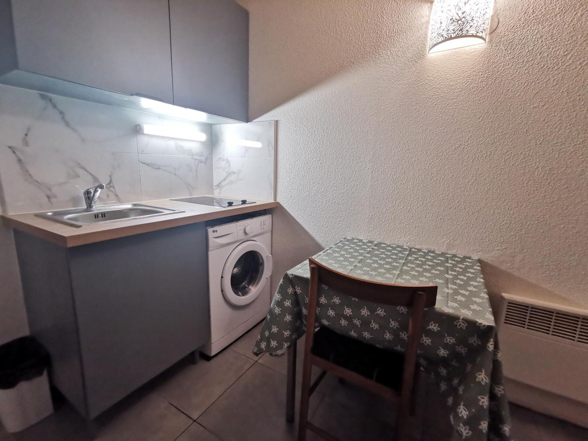 Appart Hotel La Defense Курбевуа Экстерьер фото